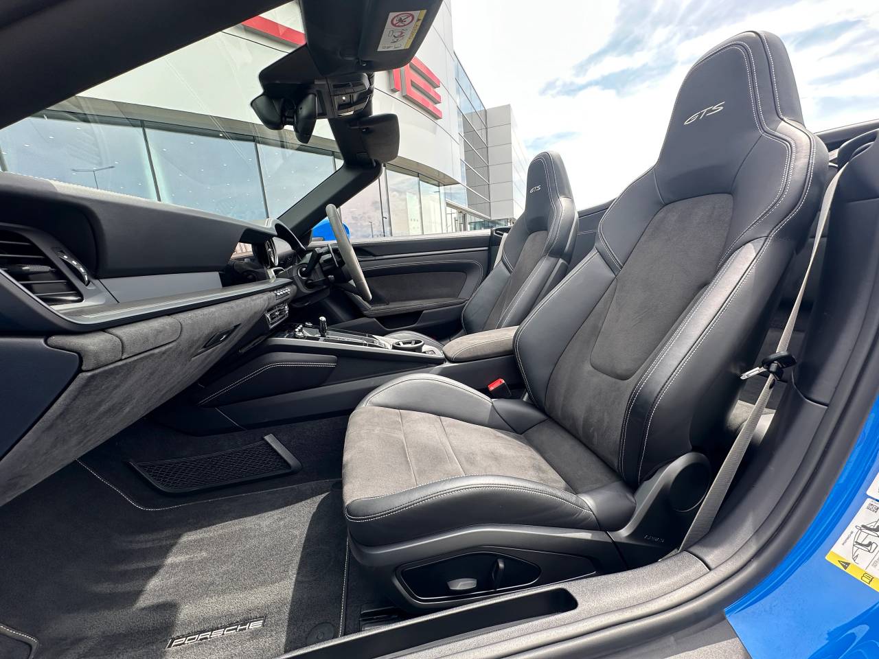 Used Porsche 911 2023 for sale - 76327795: Photo 44