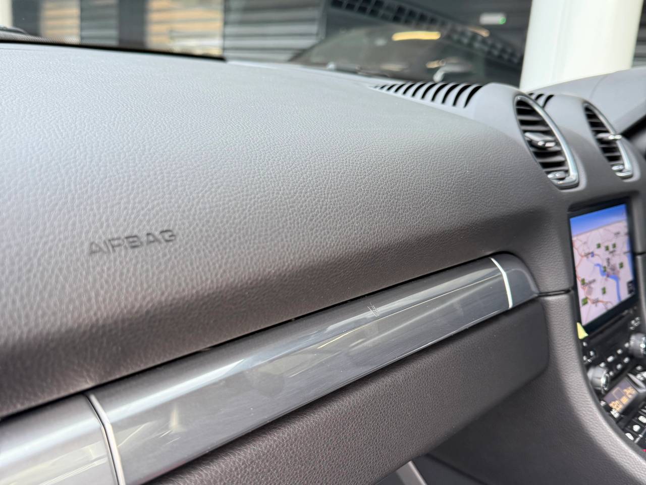 Used Porsche 718 Cayman 2021 for sale - 76389705: Photo 20