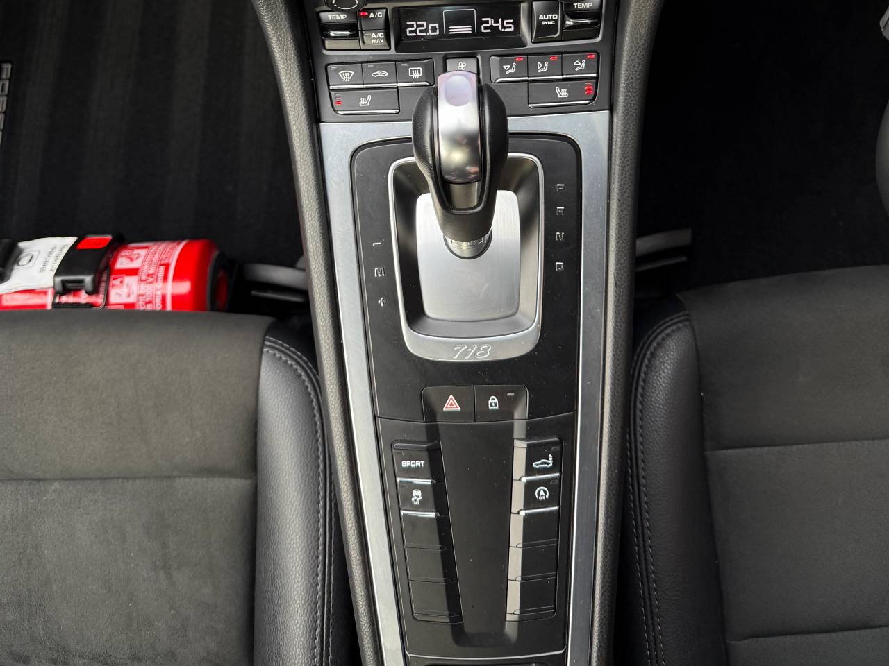 Used Porsche 718 Cayman 2021 for sale - 76389705: Photo 24