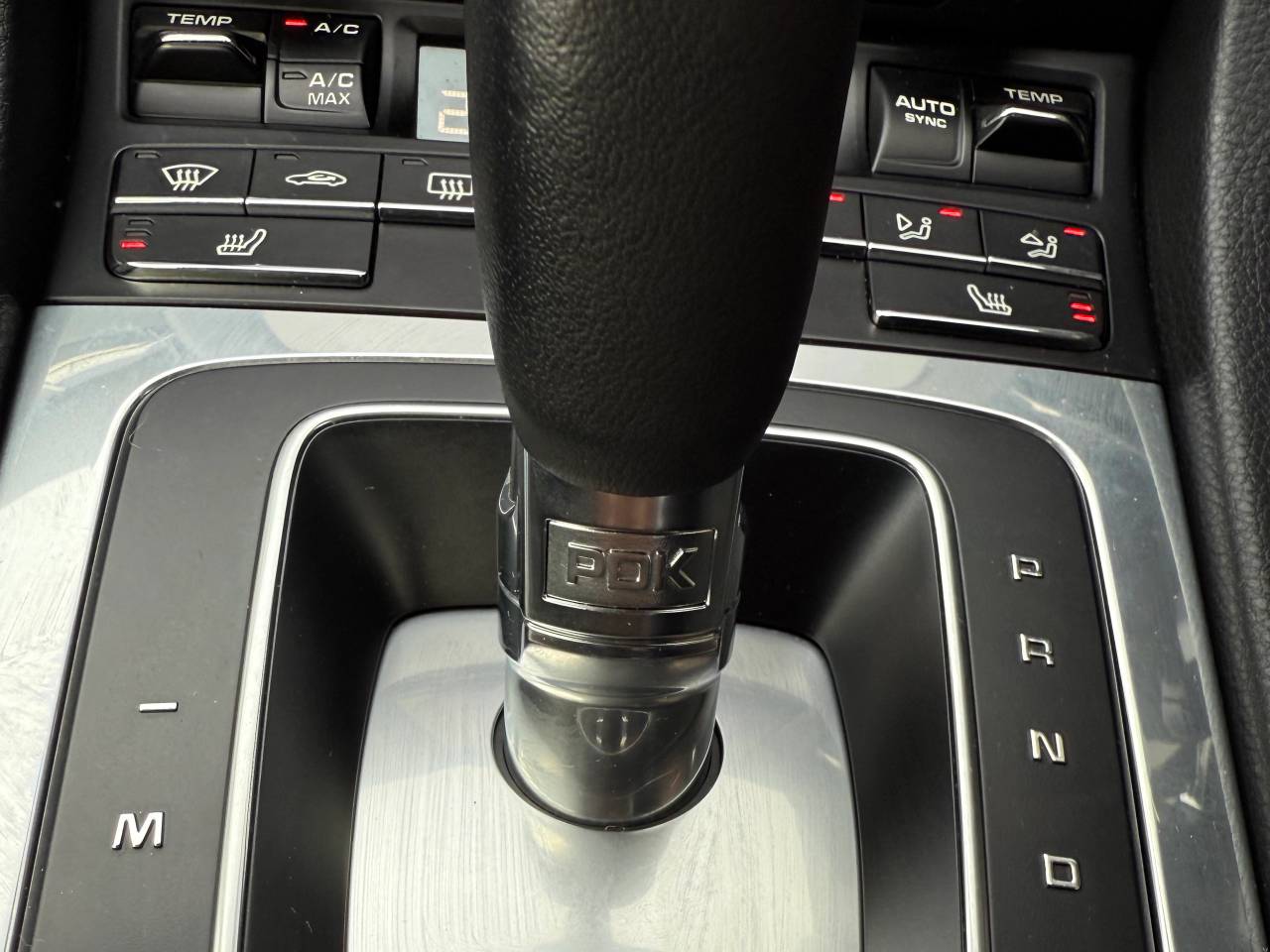 Used Porsche 718 Cayman 2021 for sale - 76389705: Photo 25