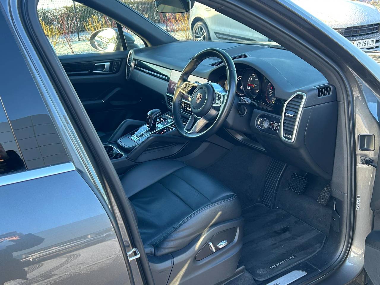 Used Porsche Cayenne 2020 for sale - 77177004: Photo 38