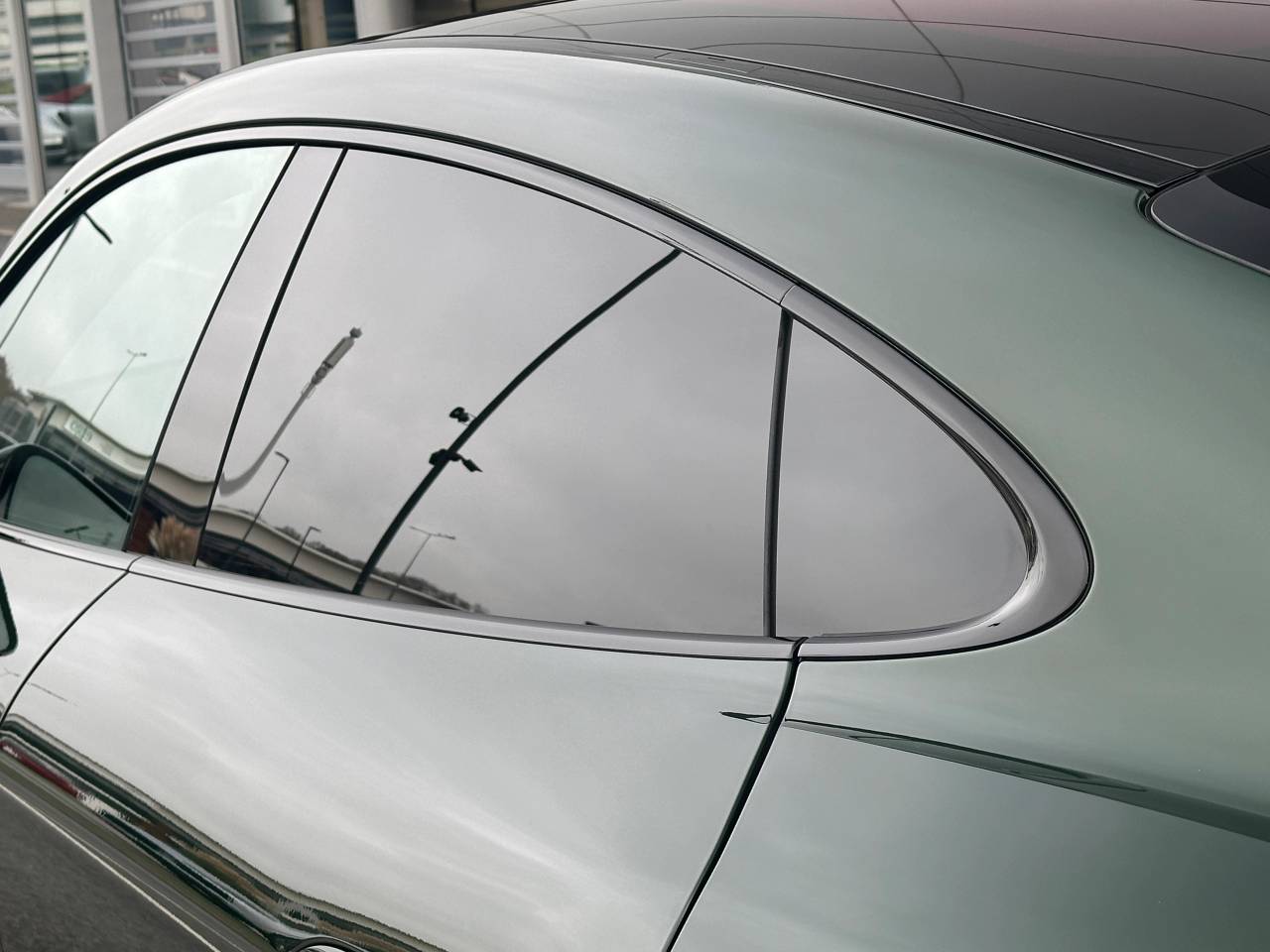 Used Porsche Taycan 2025 for sale - 76888290: Photo 10