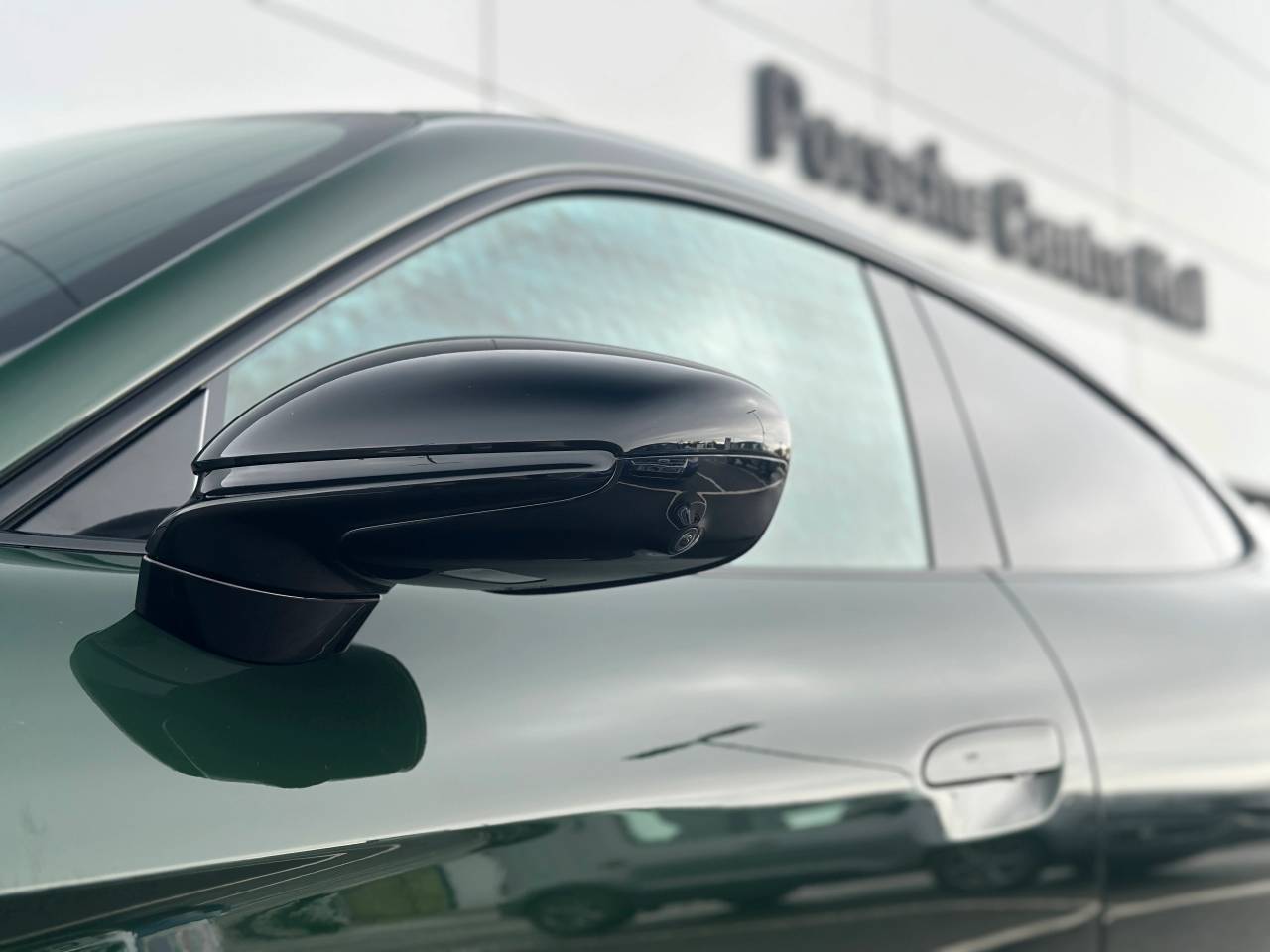 Used Porsche Taycan 2025 for sale - 76888290: Photo 17