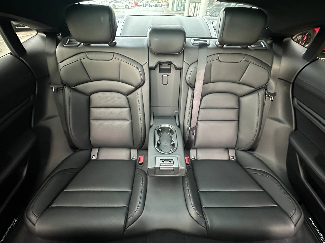 Used Porsche Taycan 2025 for sale - 76888290: Photo 27