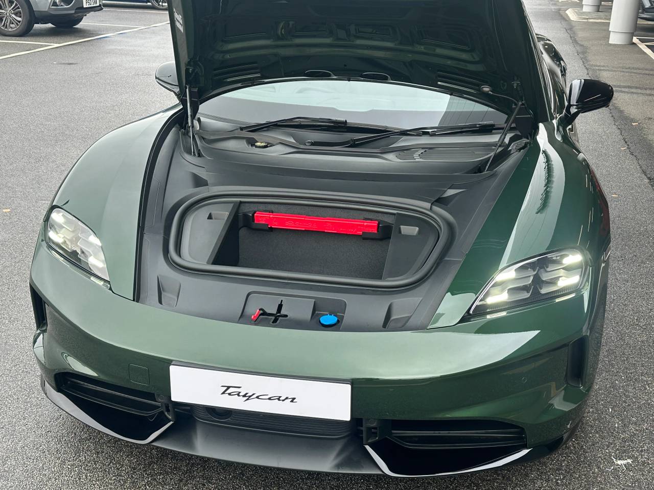 Used Porsche Taycan 2025 for sale - 76888290: Photo 28