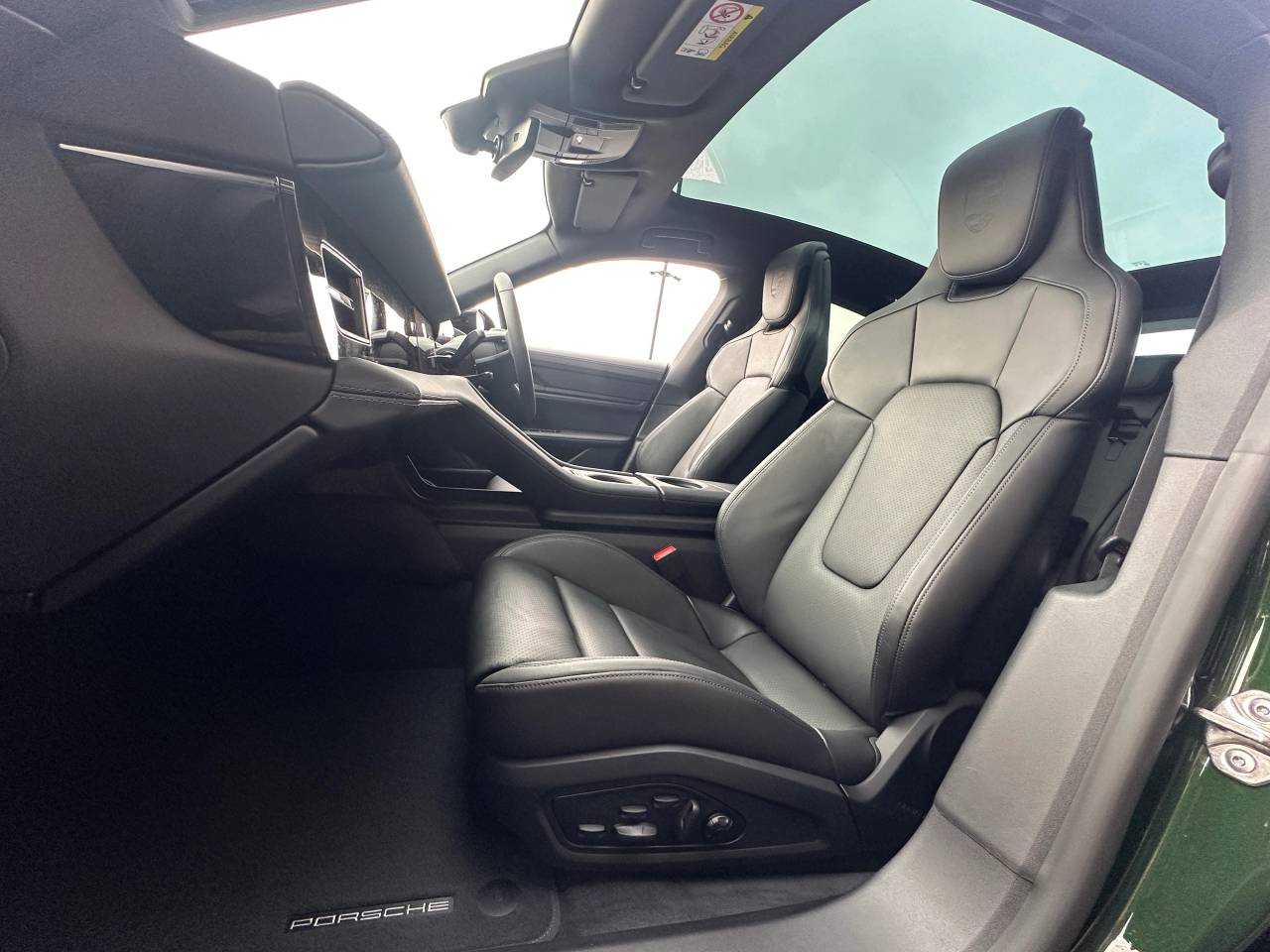 Used Porsche Taycan 2025 for sale - 76888290: Photo 41