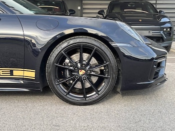 Used Porsche 911 2023 for sale - 76110468: Photo 4