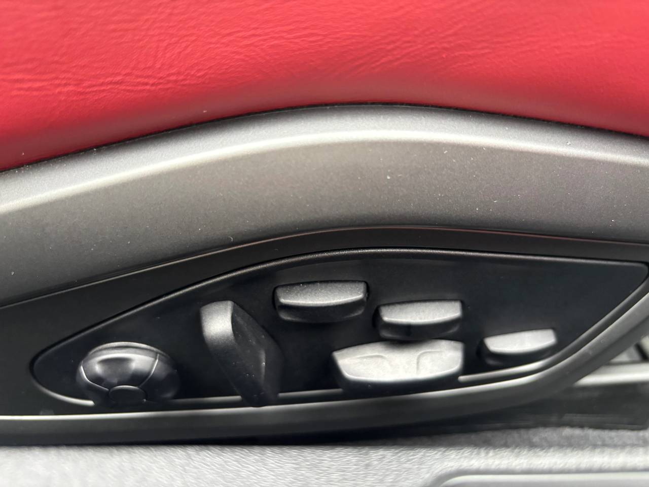 Used Porsche 911 2023 for sale - 76111629: Photo 29