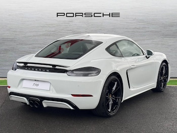 Used Porsche Cayman 2025 for sale - 75128470: Photo