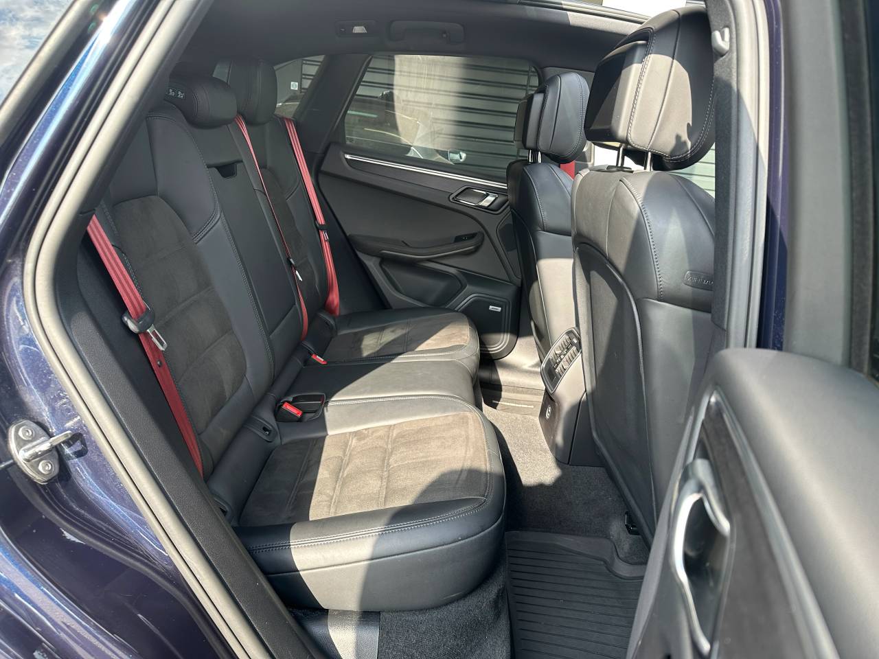 Vehicle 29