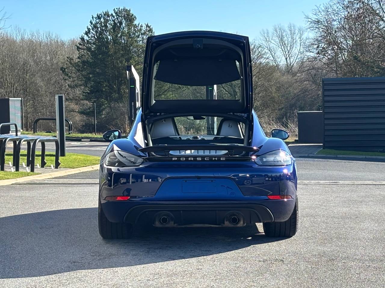 Used Porsche 718 Cayman 2023 for sale - 77565371: Photo 18