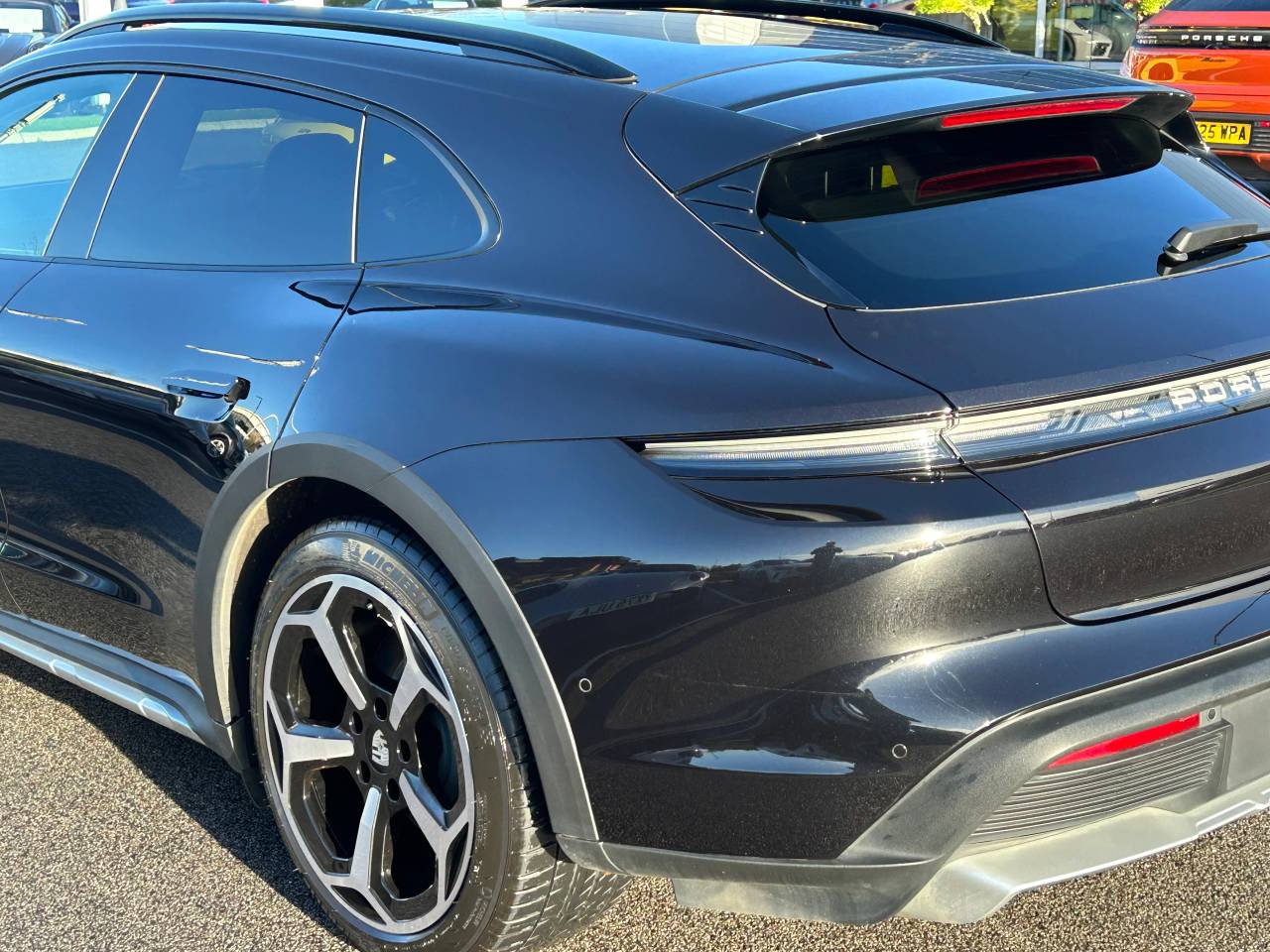 Used Porsche Taycan 2024 for sale - 76609254: Photo 19