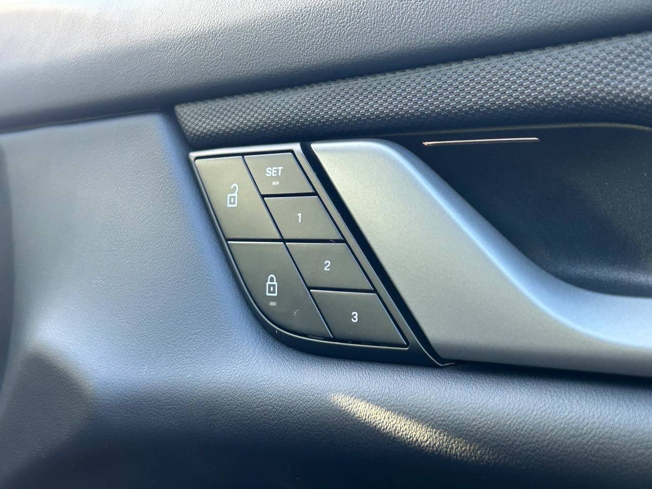 Used Porsche Taycan 2024 for sale - 76609254: Photo 41