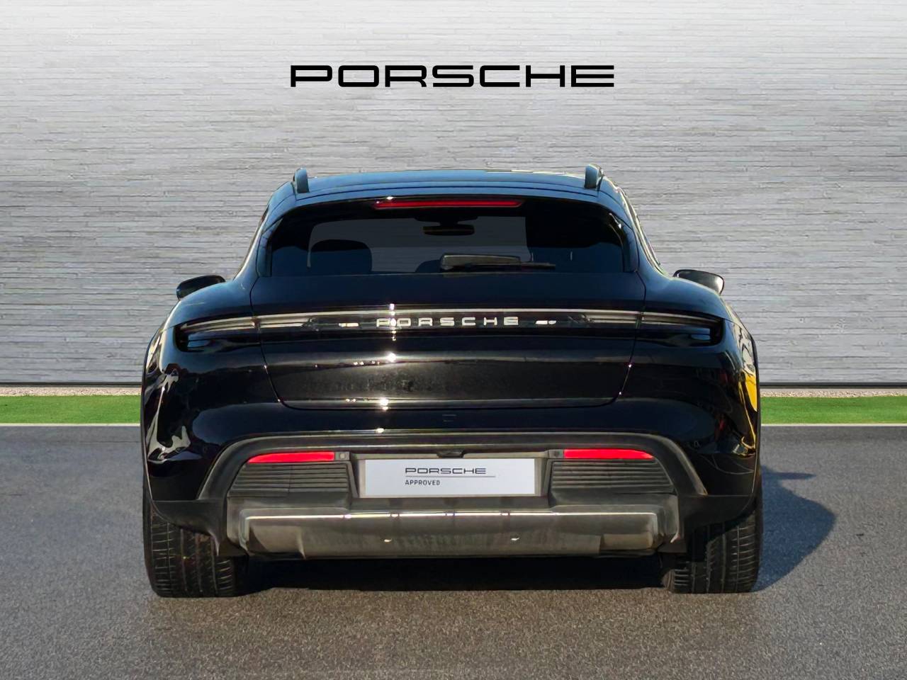 Used Porsche Taycan 2024 for sale - 76609254: Photo 7