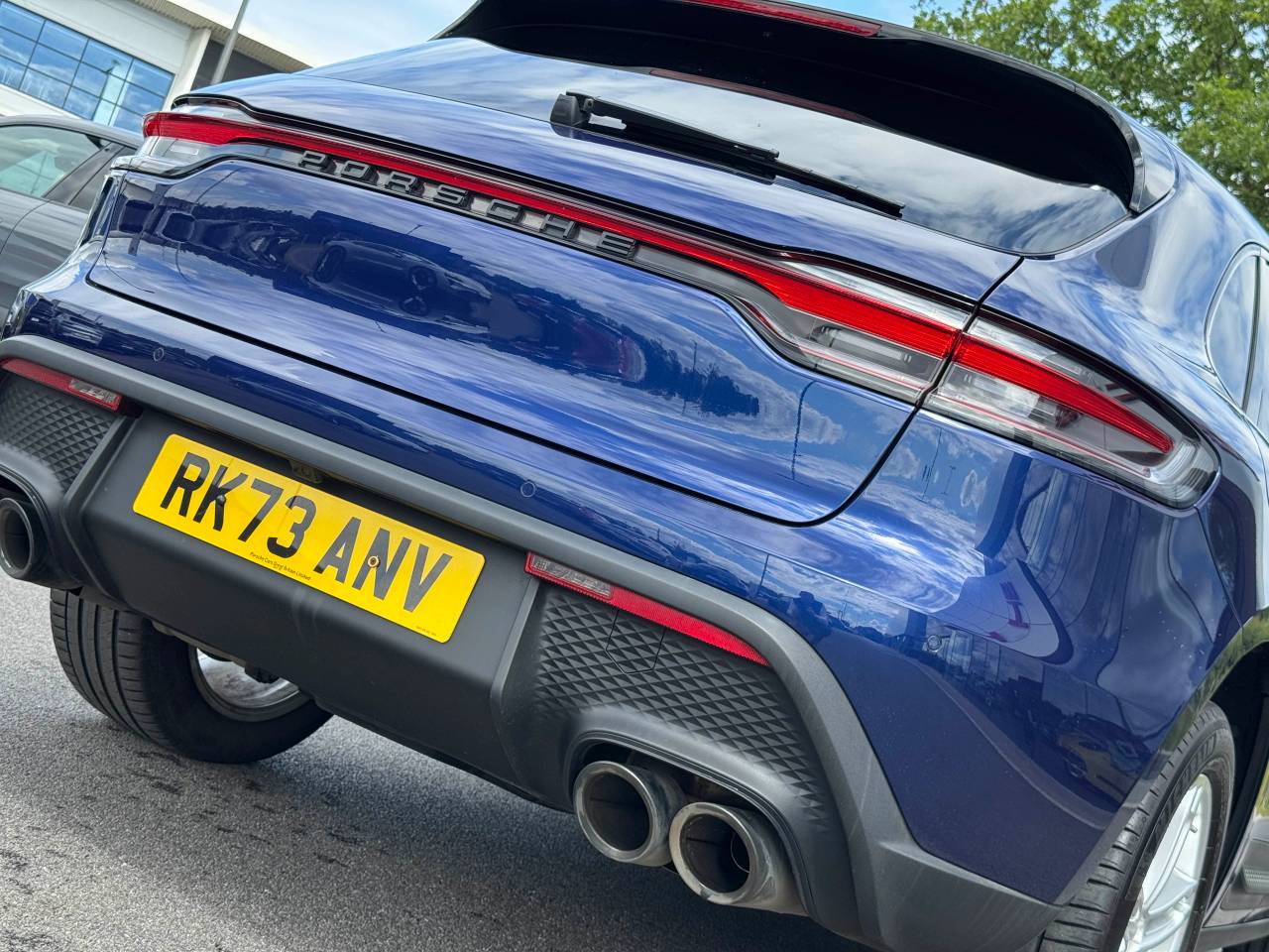 Used Porsche Macan 2023 for sale - 76110719: Photo 11