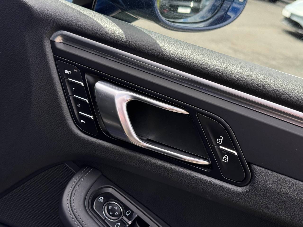 Used Porsche Macan 2023 for sale - 76110719: Photo 31