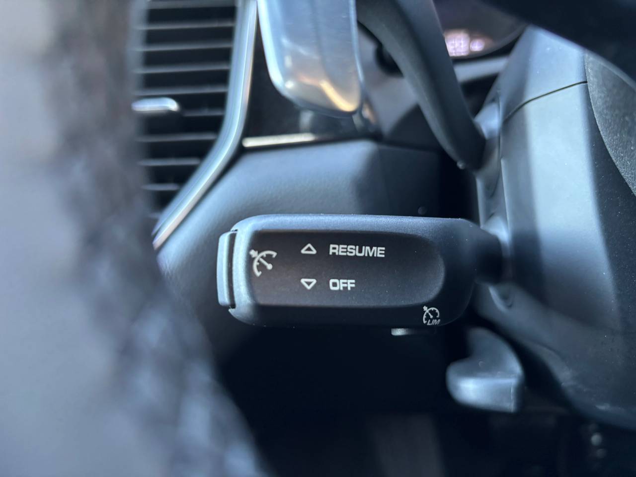 Used Porsche Macan 2018 for sale - 77177083: Photo 25