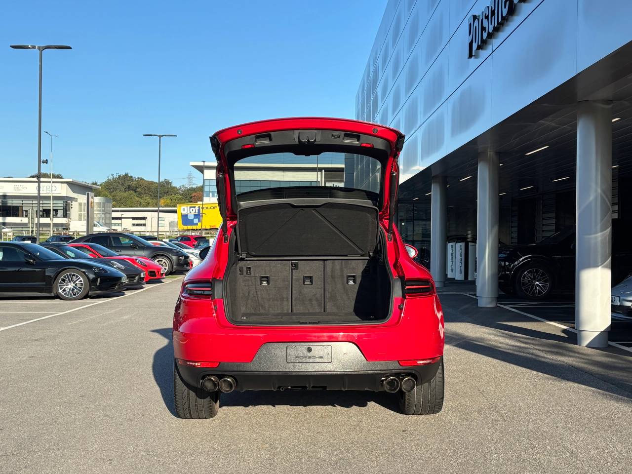 Used Porsche Macan 2018 for sale - 77177083: Photo 9