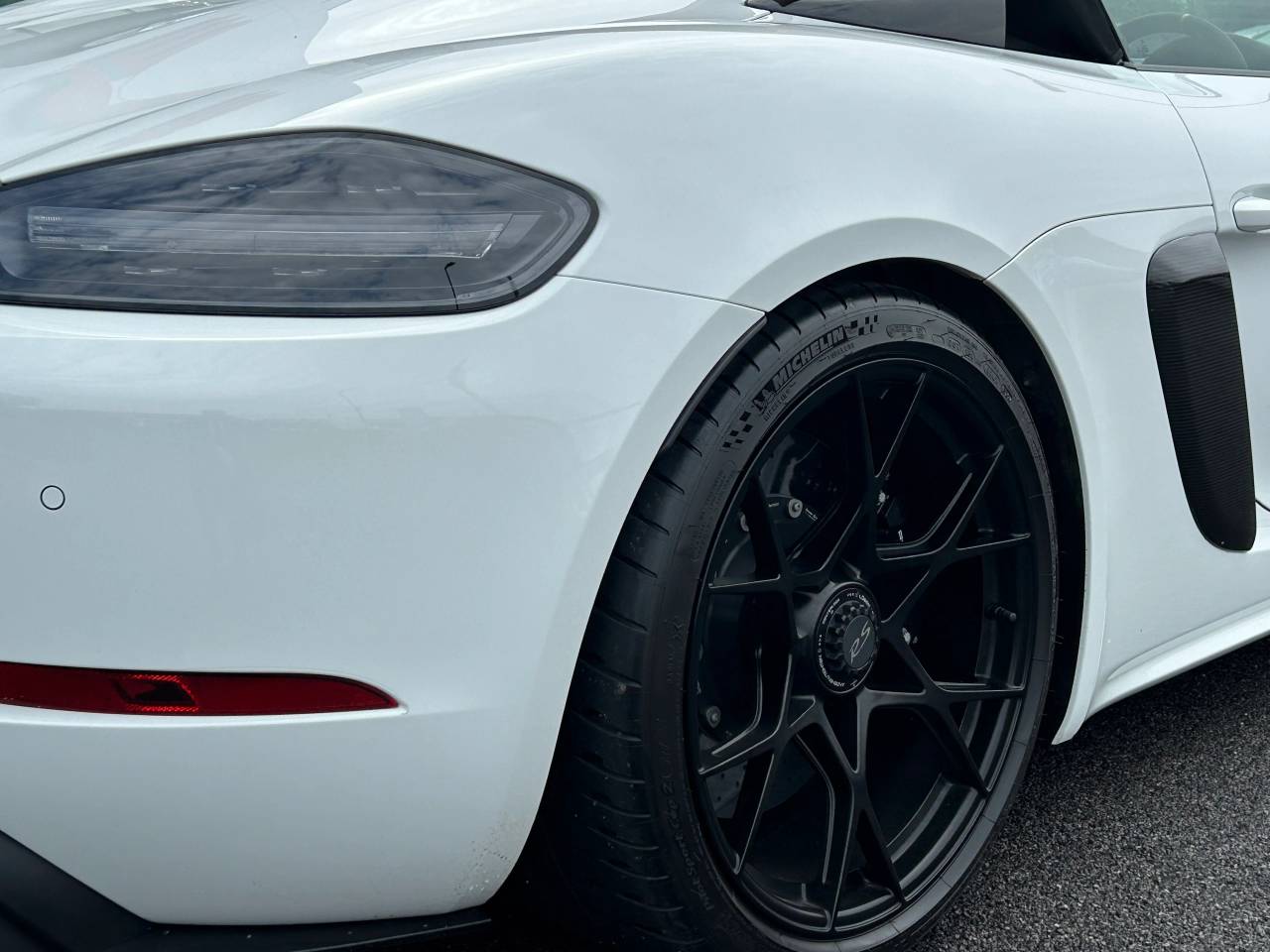 Used Porsche 718 Spyder 2024 for sale - 76110894: Photo 20