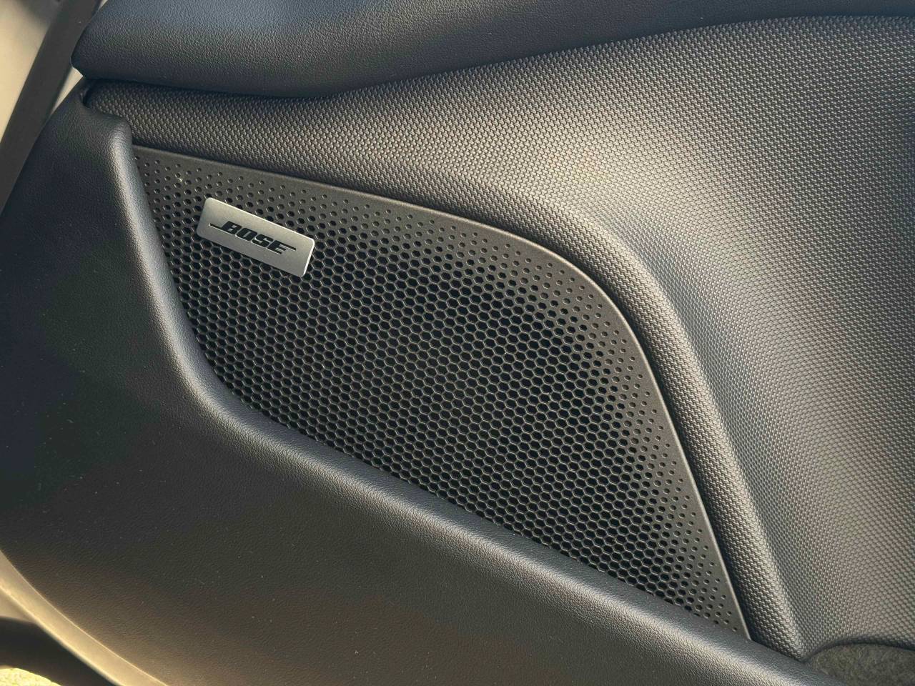 Used Porsche Taycan 2023 for sale - 77177184: Photo 34