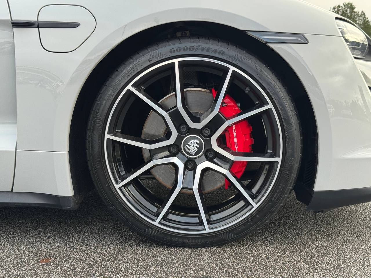 Used Porsche Taycan 2023 for sale - 77177184: Photo 37