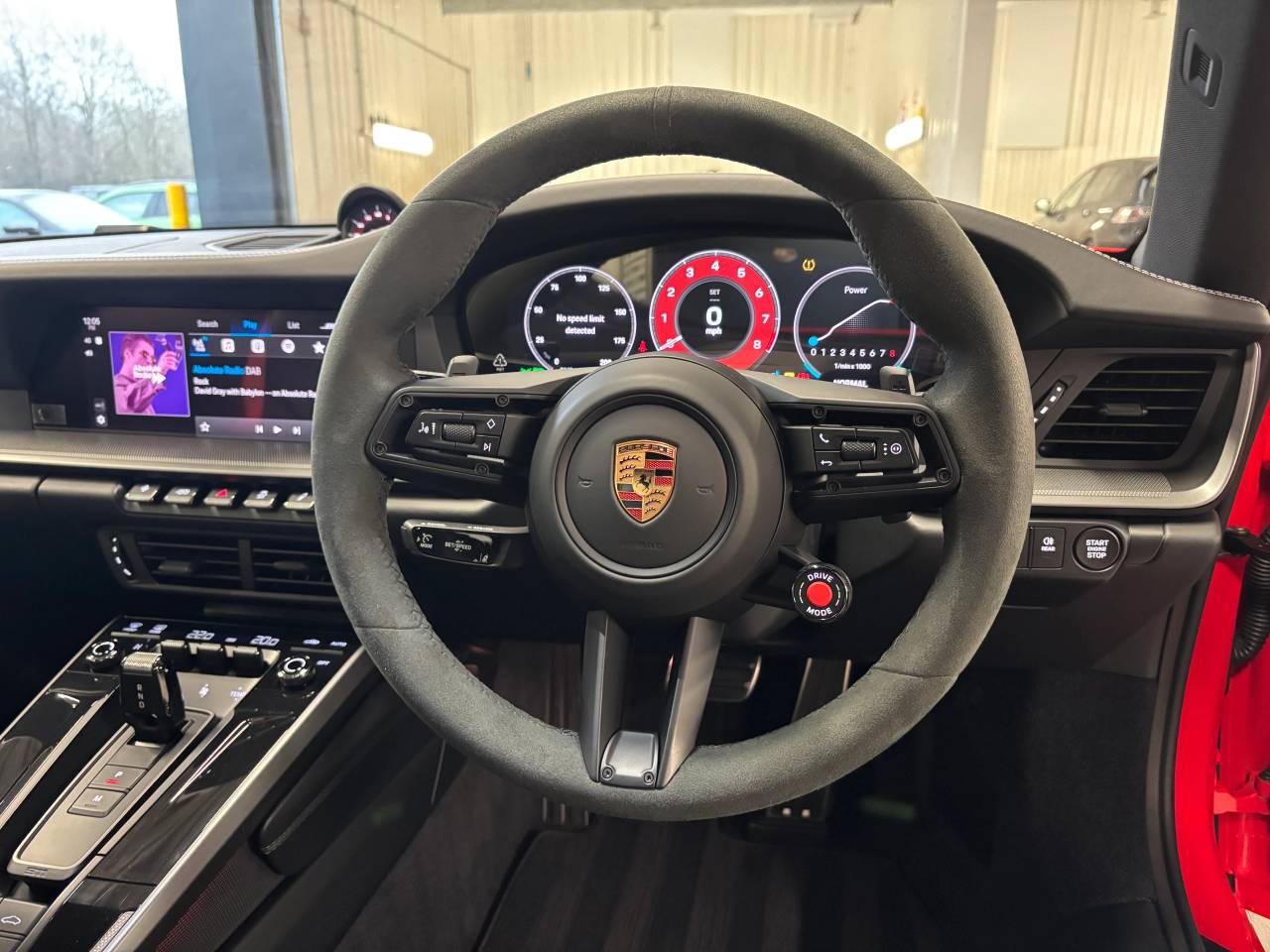 Used Porsche 911 2024 for sale - 77177313: Photo 15