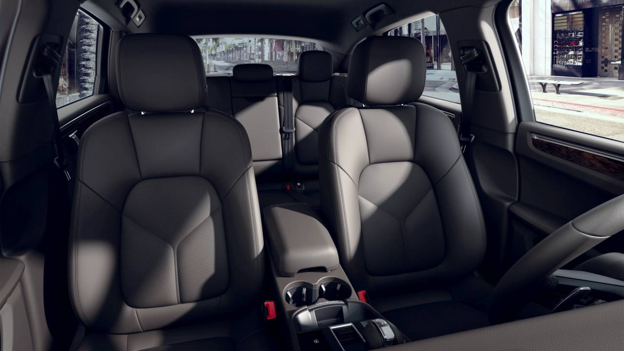 Used Porsche Macan 2023 for sale - 77840910: Photo 6