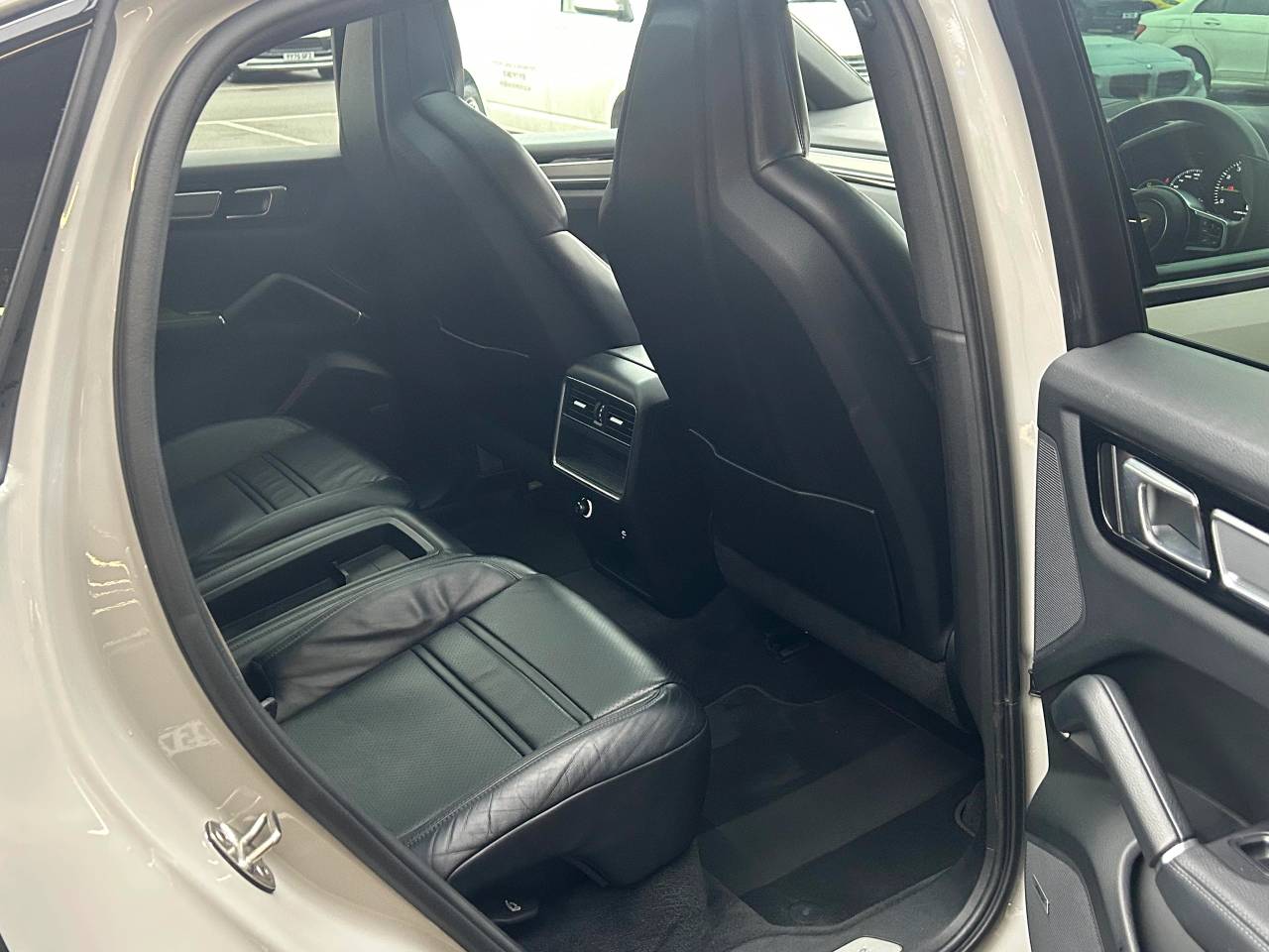 Used Porsche Cayenne 2022 for sale - 77239264: Photo 38