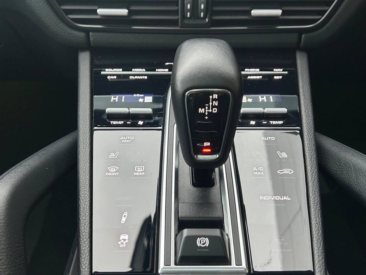 Used Porsche Cayenne 2022 for sale - 77239264: Photo 40