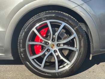 Used Porsche Cayenne 2020 for sale - 74312575: Photo