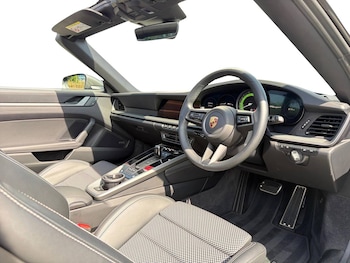 Used Porsche 911 2024 for sale - 79329237: Photo
