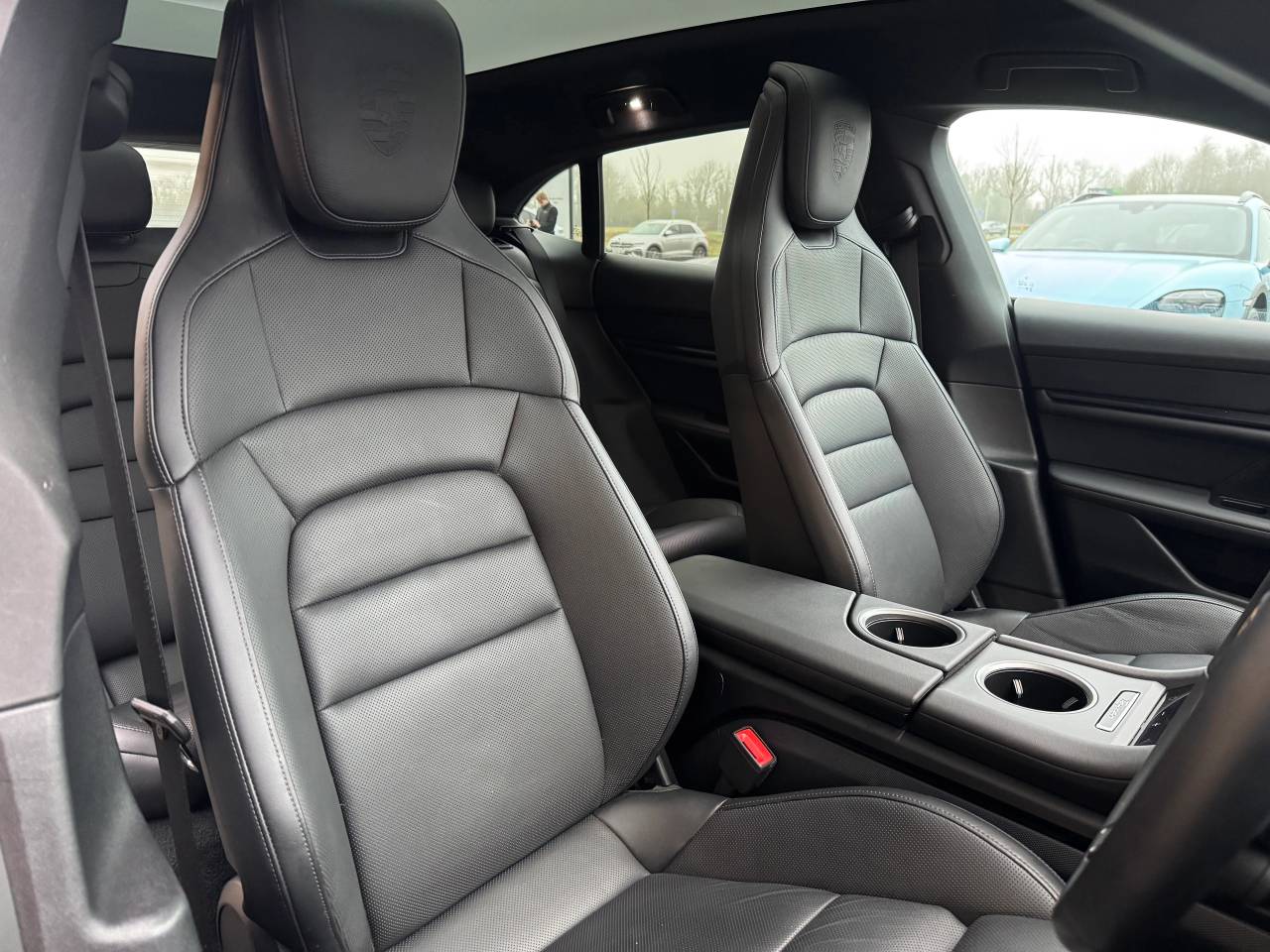 Used Porsche Taycan 2023 for sale - 77512218: Photo 19