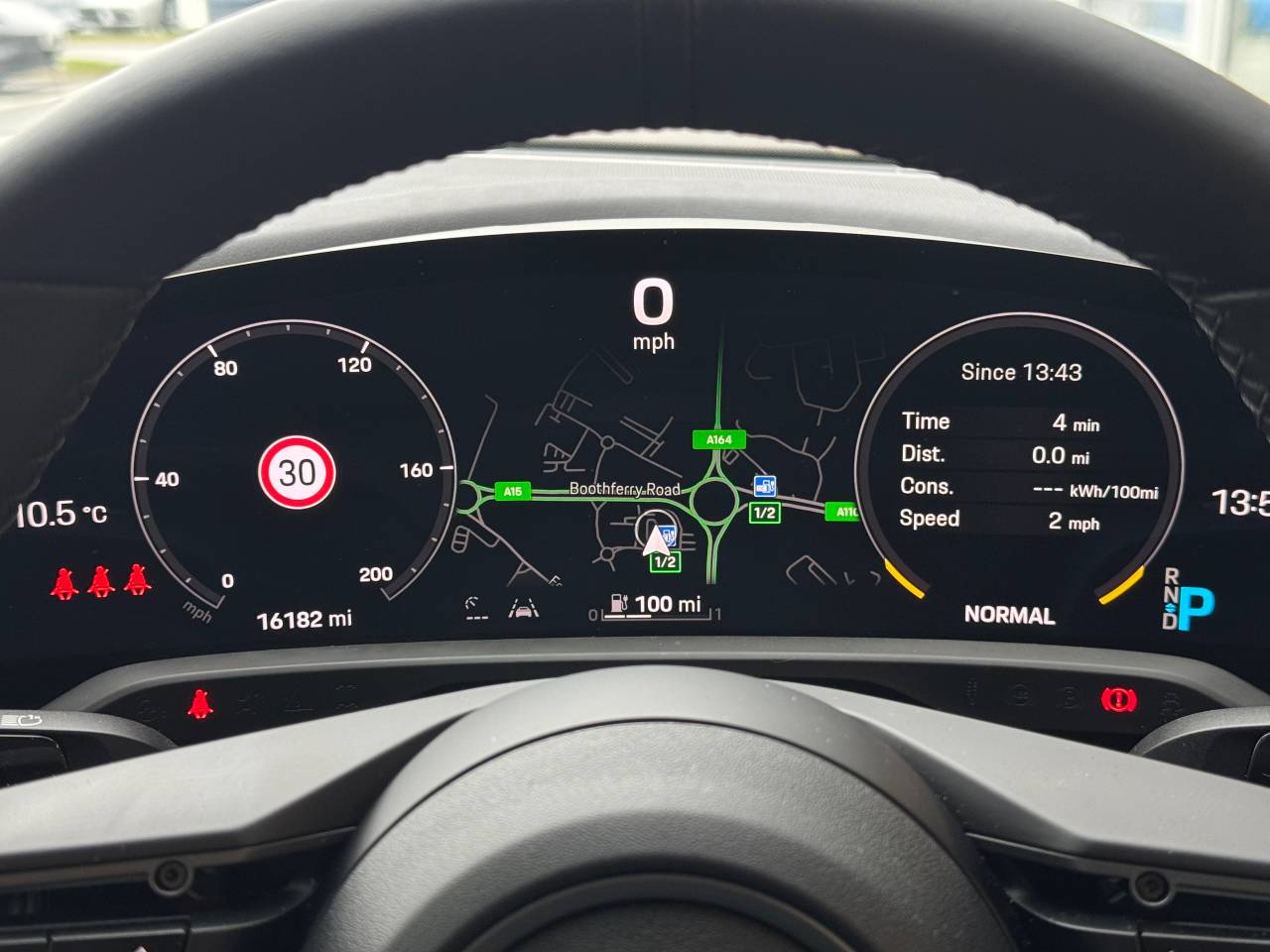 Used Porsche Taycan 2023 for sale - 77512218: Photo 23