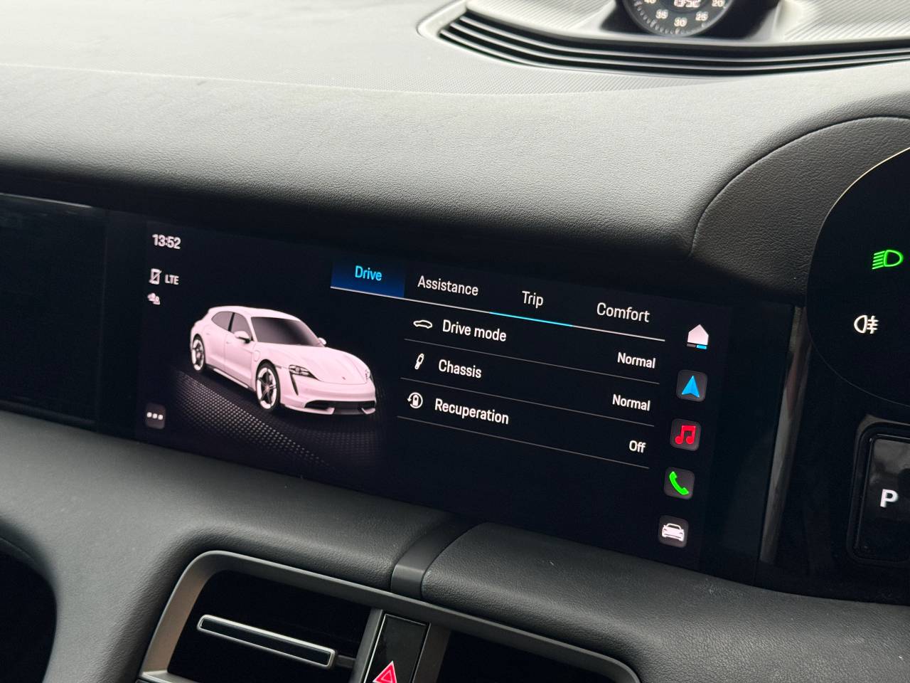 Used Porsche Taycan 2023 for sale - 77512218: Photo 27