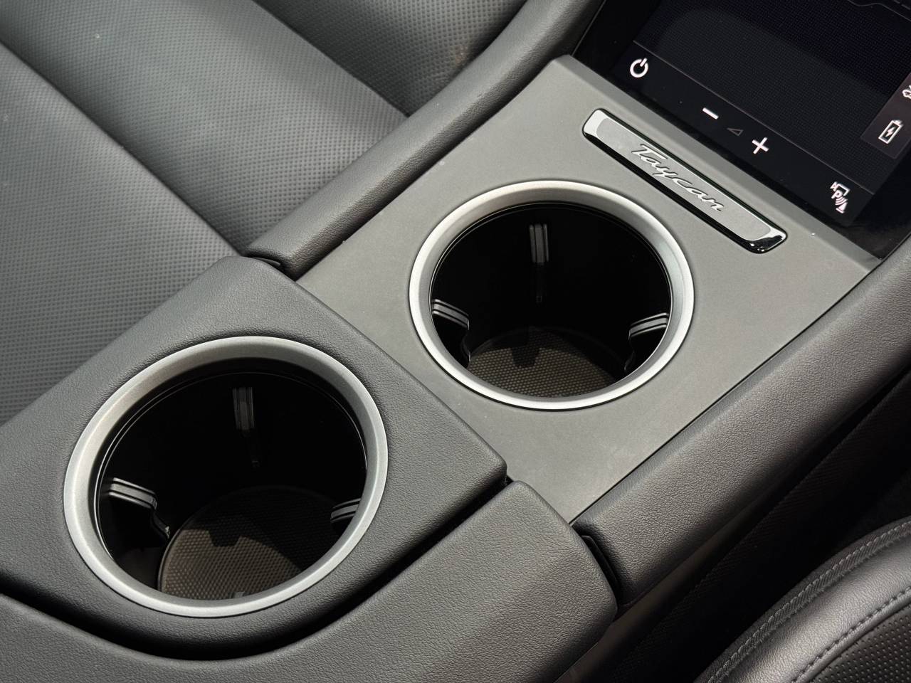 Used Porsche Taycan 2023 for sale - 77512218: Photo 31