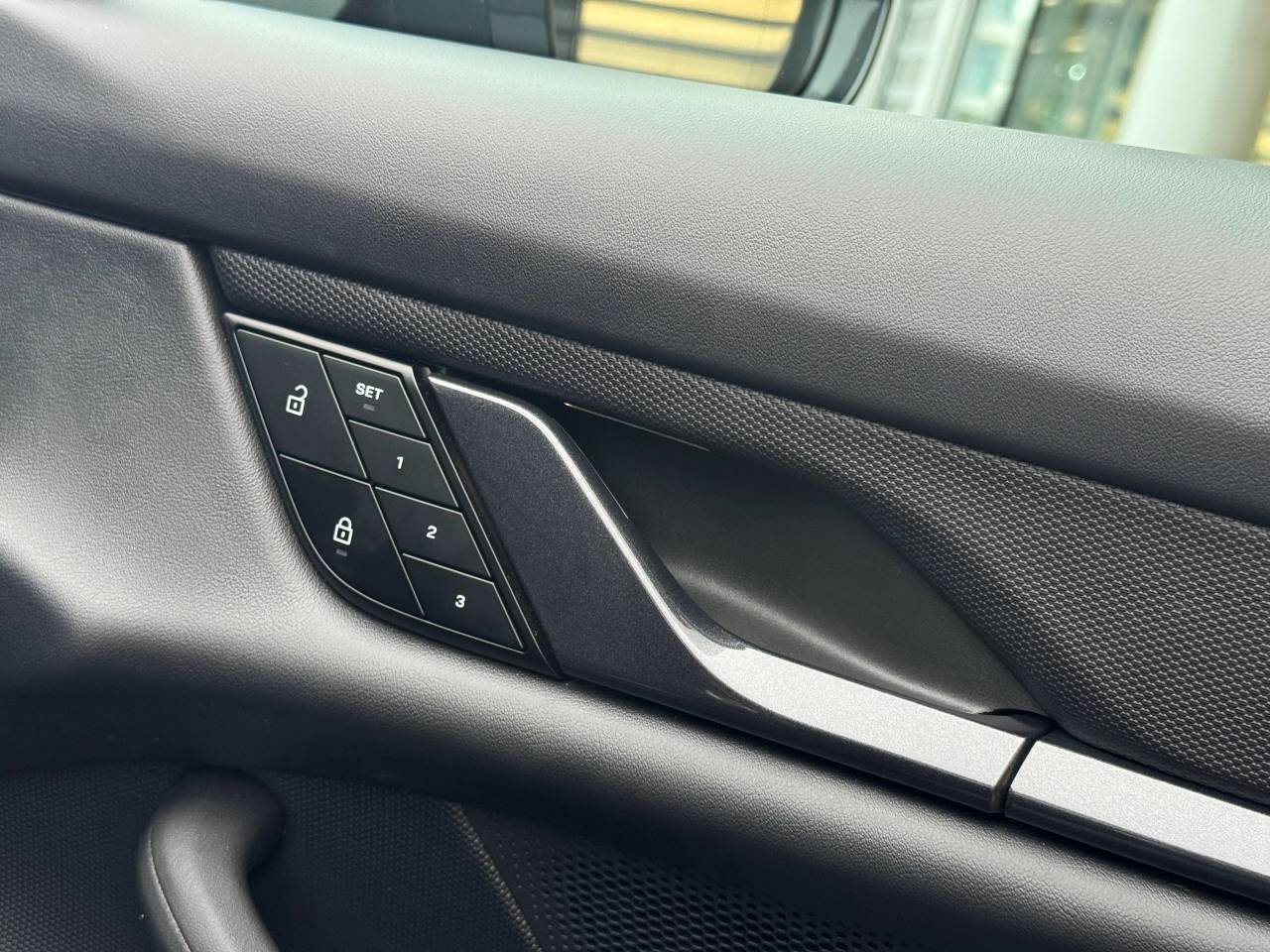 Used Porsche Taycan 2023 for sale - 77512218: Photo 35