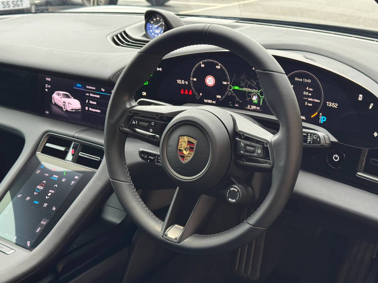 Used Porsche Taycan 2023 for sale - 77512218: Photo 45