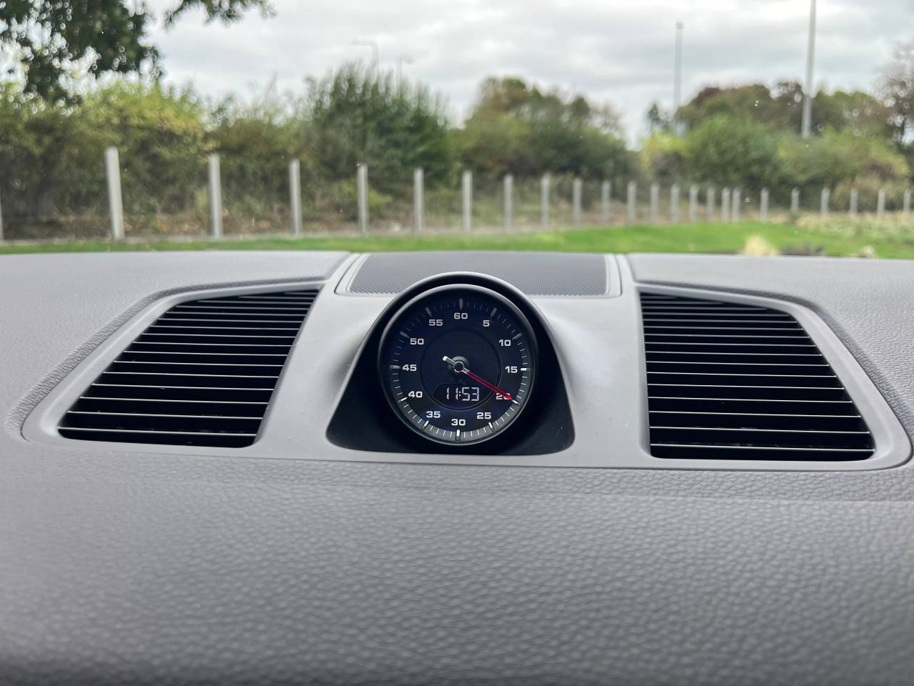 Used Porsche Cayenne 2020 for sale - 76216689: Photo 25