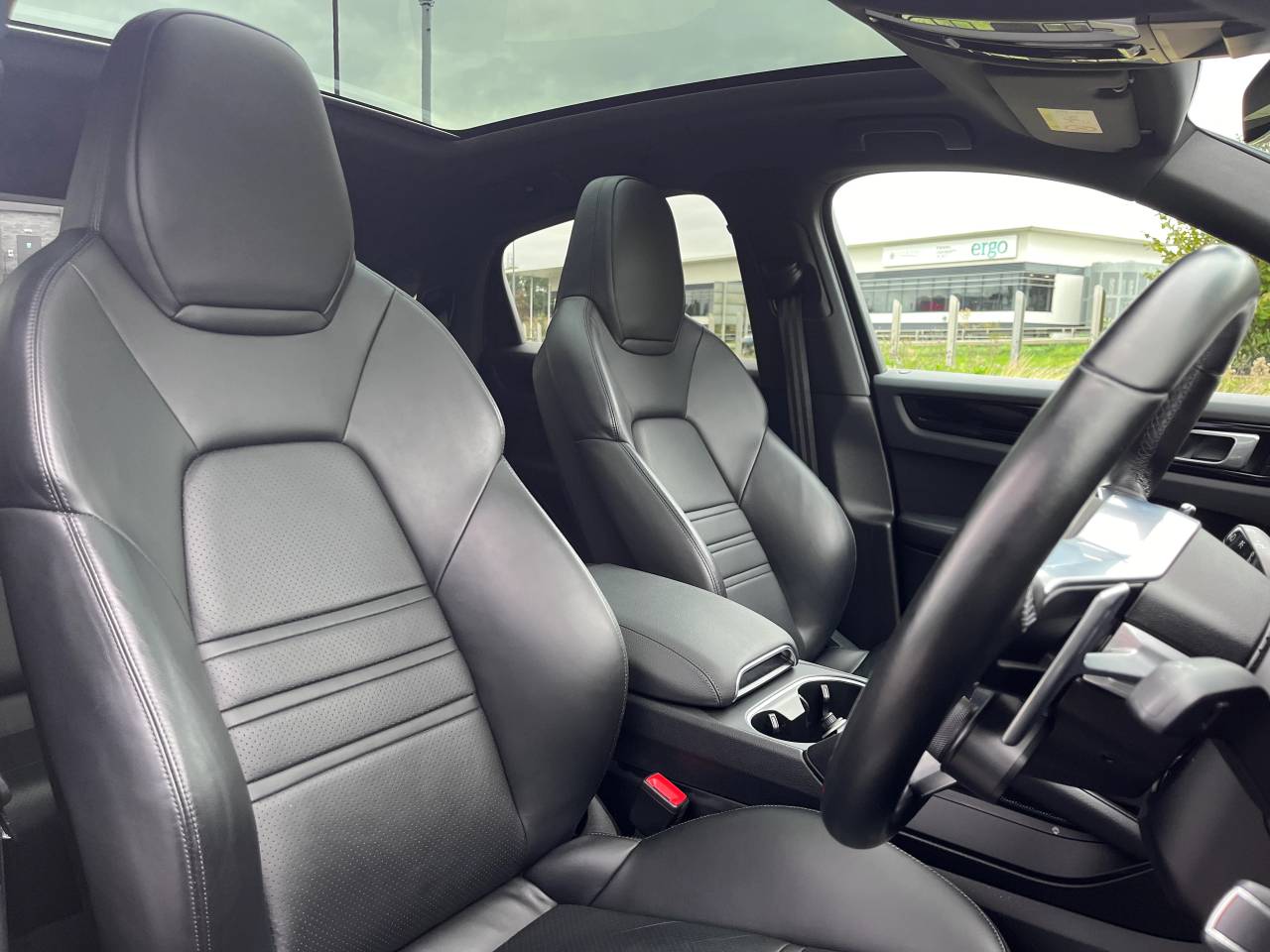 Used Porsche Cayenne 2020 for sale - 76216689: Photo 5