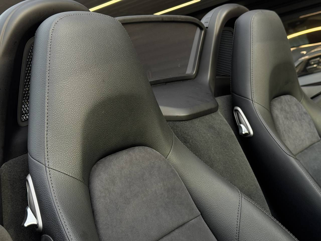 Used Porsche Boxster 2017 for sale - 77177396: Photo 24