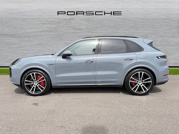 Used Porsche Cayenne 2025 for sale - 79159844: Photo