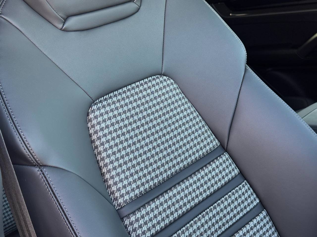 Used Porsche Cayenne 2025 for sale - 76216669: Photo 27