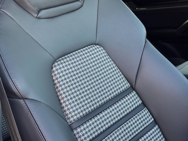 Used Porsche Cayenne 2025 for sale - 76216669: Photo 27