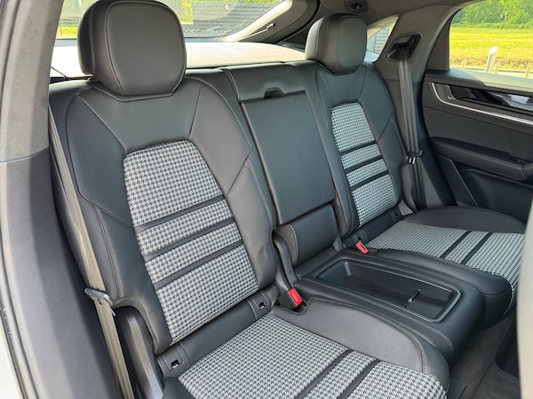 Used Porsche Cayenne 2025 for sale - 76216669: Photo 35