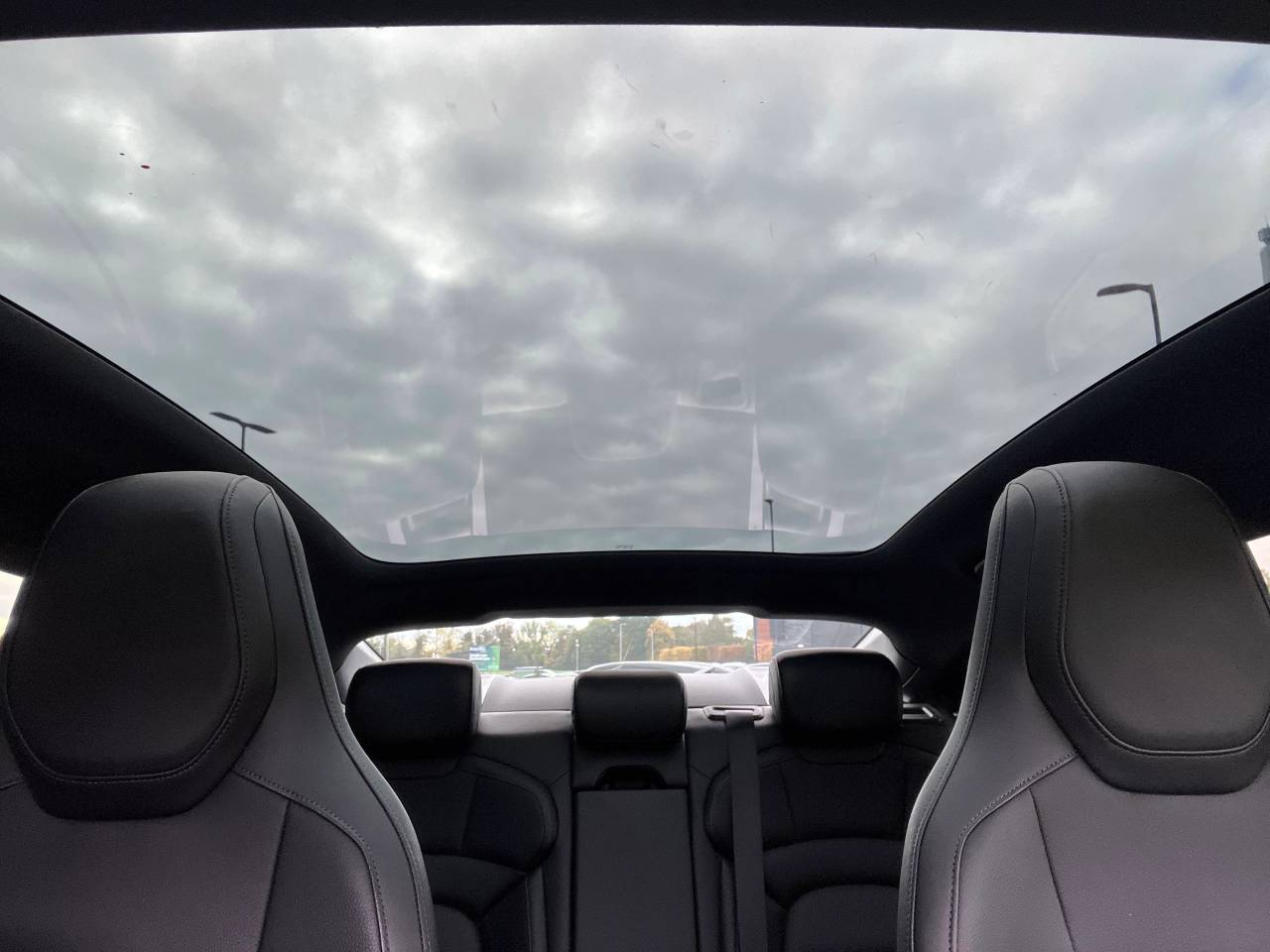 Used Porsche Taycan 2022 for sale - 77124824: Photo 18