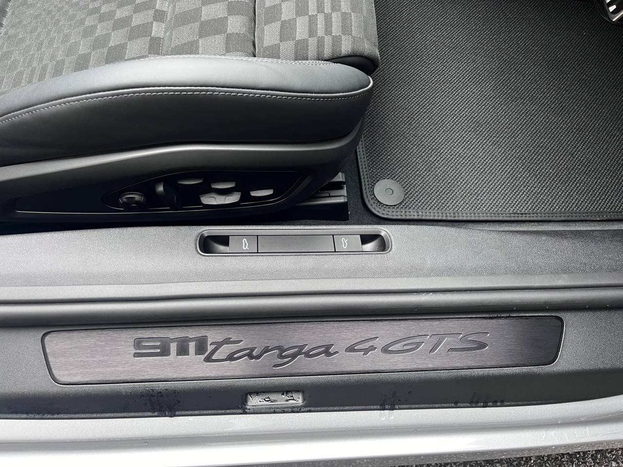 Used Porsche 911 2025 for sale - 76609253: Photo 29