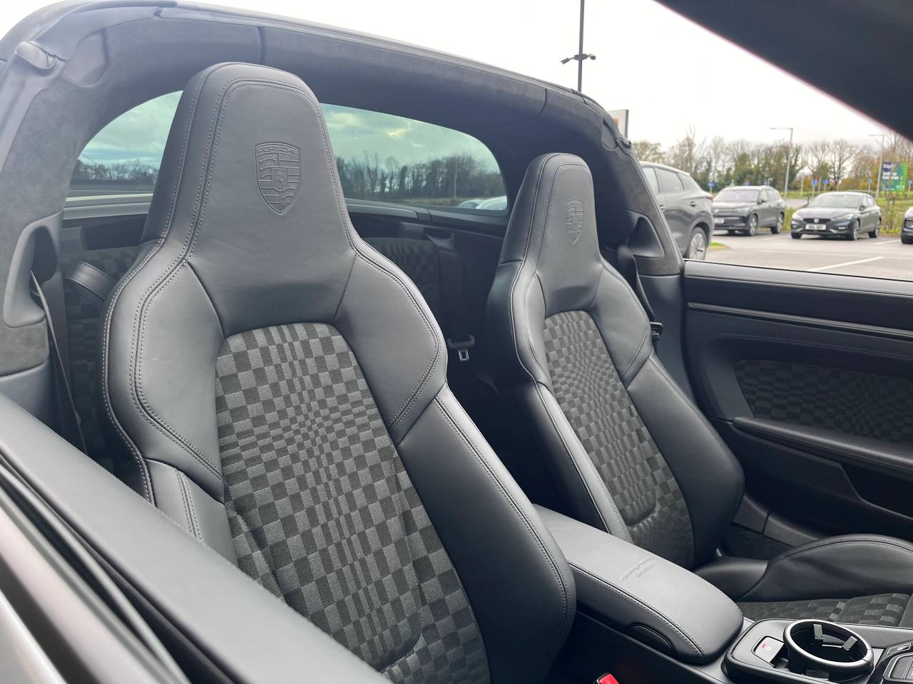 Used Porsche 911 2025 for sale - 76609253: Photo 5