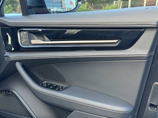 Used Porsche Panamera 2024 for sale - 76216615: Photo 39