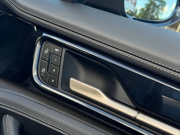 Used Porsche Panamera 2024 for sale - 76216615: Photo 40