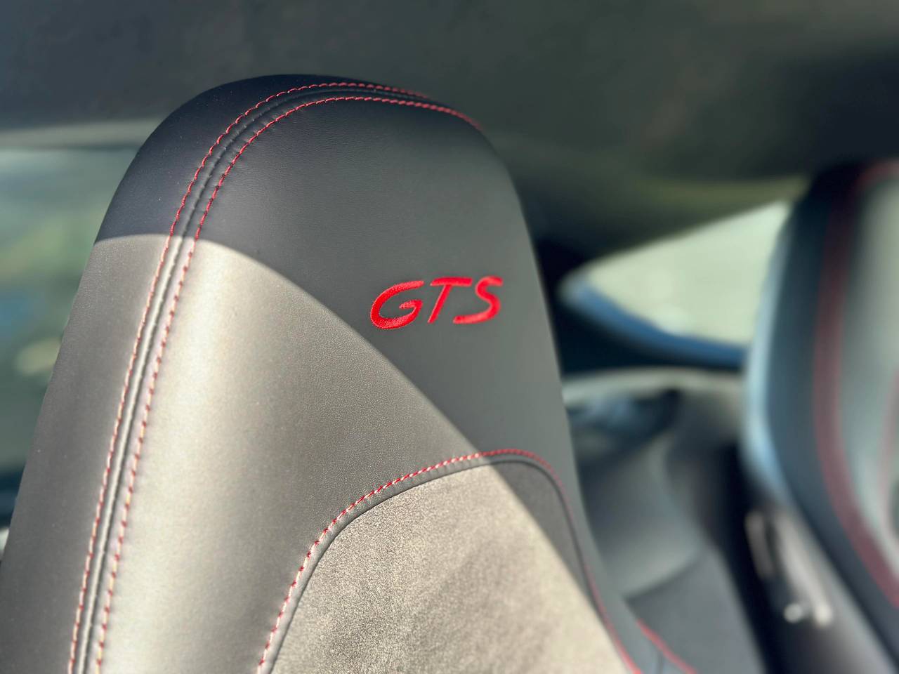 Used Porsche Cayman 2023 for sale - 77315839: Photo 23